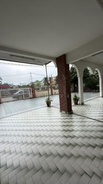 Rumah Berkembar untuk Dijual di Taman Overseas Union (Taman Oug) (Jalan Klang Lama (Old Klang Road)) - Naomie Tan - Exterior - PropertyGuru.com.my