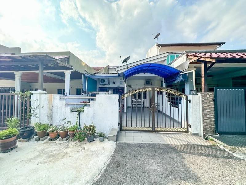 Rumah Teres 1-Tingkat untuk Dijual di Kajang (Selangor) - Mohd Faizal - Exterior - PropertyGuru.com.my