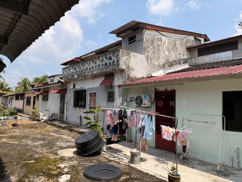 1-storey Terraced House for Sale in Masai (Johor) - Fu Heng Chong - Exterior - PropertyGuru.com.my