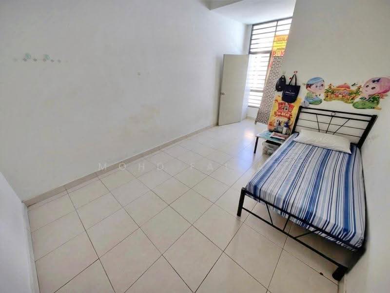 2-storey Terraced House for Sale in Bandar Baru Bangi (Selangor) - Mohd Faizal - Bedroom - PropertyGuru.com.my