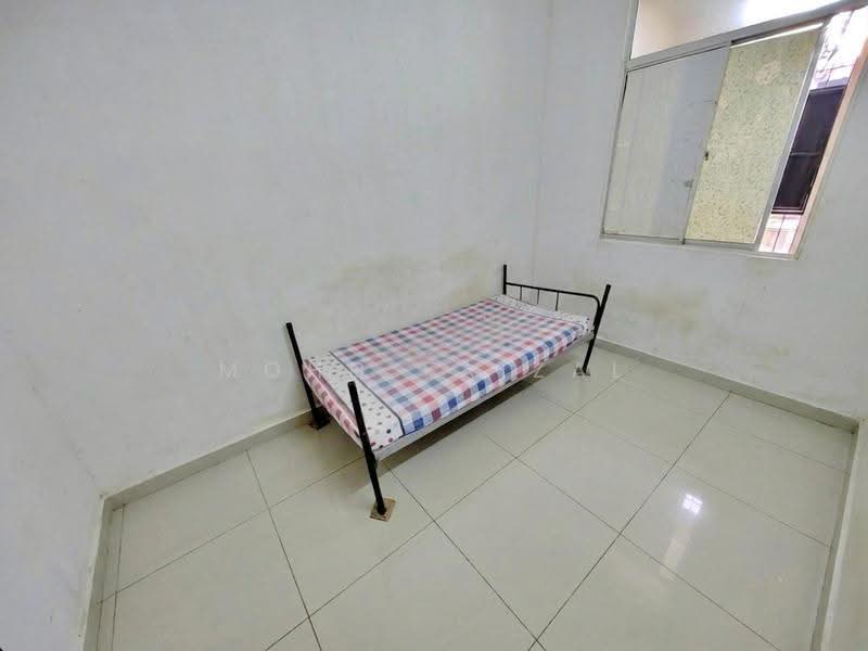 2-storey Terraced House for Sale in Bandar Baru Bangi (Selangor) - Mohd Faizal - Bedroom - PropertyGuru.com.my