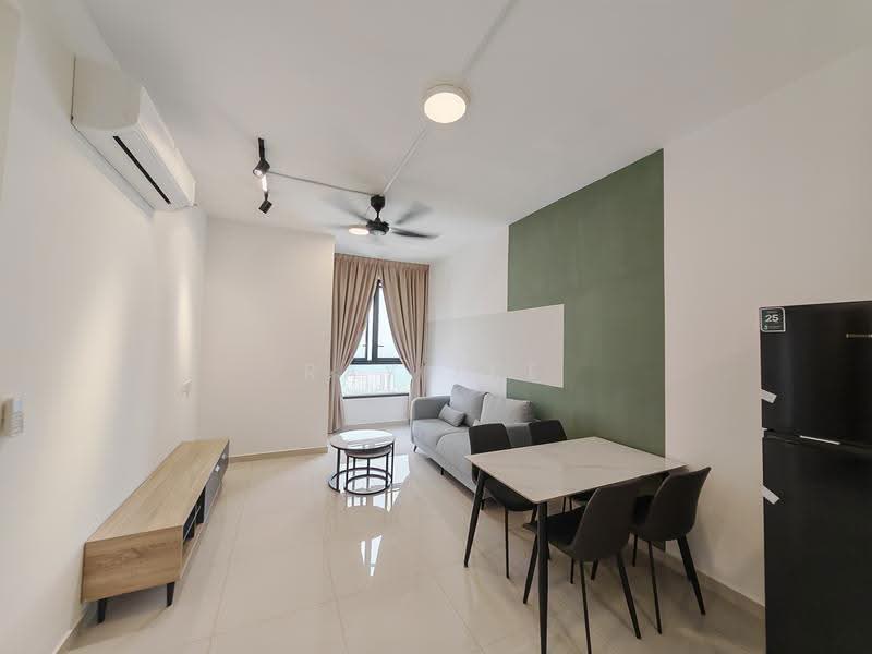 Kediaman Servis untuk Disewa di BeCentral @ i-City - Ray Lee - Living Room - PropertyGuru.com.my