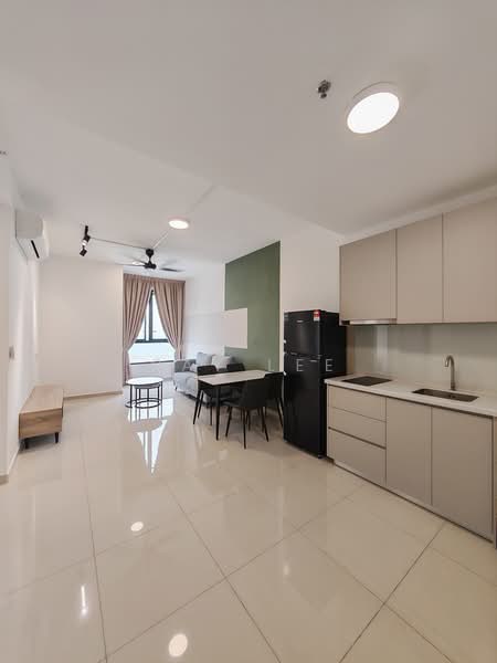 Kediaman Servis untuk Disewa di BeCentral @ i-City - Ray Lee - Living Room - PropertyGuru.com.my