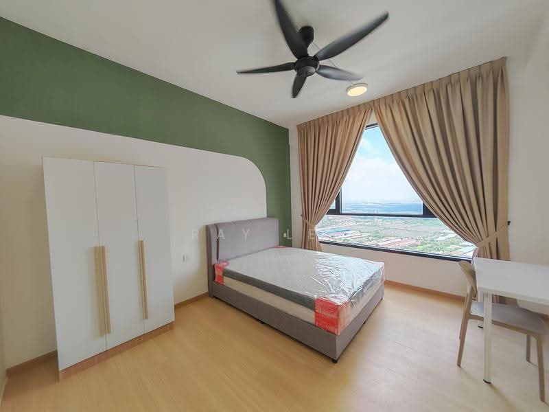 Kediaman Servis untuk Disewa di BeCentral @ i-City - Ray Lee - Bedroom - PropertyGuru.com.my