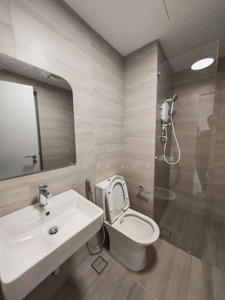 Kediaman Servis untuk Disewa di BeCentral @ i-City - Ray Lee - Bathroom - PropertyGuru.com.my