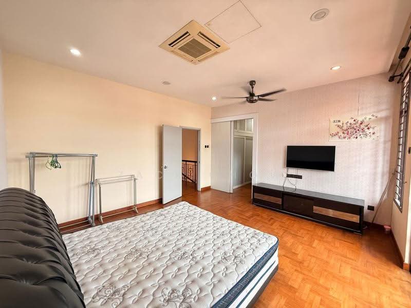 2-storey Terraced House for Sale in Taman Pelangi Indah (Ulu Tiram) - Zack Chow - Bedroom - PropertyGuru.com.my