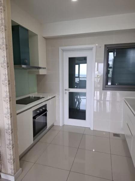Kediaman Servis untuk Dijual di Paragon Residences @ Straits View - Mandy Goh Siew Li - Kitchen - PropertyGuru.com.my