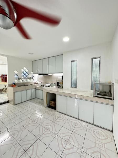 Semi-Detached House for Rent in Kuching (Sarawak) - Jeno Tan - Kitchen - PropertyGuru.com.my