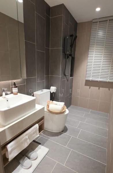 Kediaman Servis untuk Dijual di Han-Ya Wahyu - Chester Lim - Bathroom - PropertyGuru.com.my