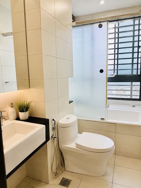 Kondominium untuk Disewa di Marinox Sky Villas - Elwin Leong - Bathroom - PropertyGuru.com.my