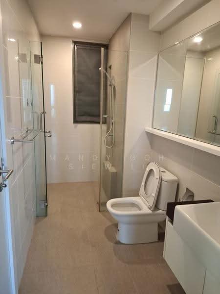Condominium for Rent at Iskandar Residences - Mandy Goh Siew Li - Bathroom - PropertyGuru.com.my