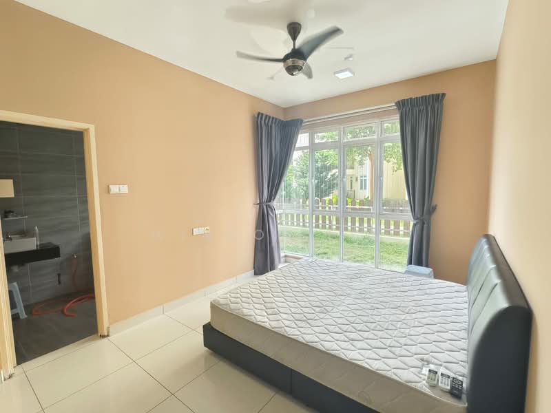 Service Residence for Sale at KSL Residence @ Daya - Winson Lim - Bedroom - PropertyGuru.com.my