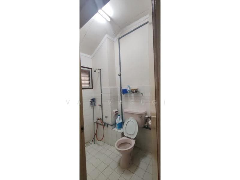 Rumah Teres 2-Tingkat untuk Dijual di Puchong (Selangor) - Vas Vasugi - Bathroom - PropertyGuru.com.my