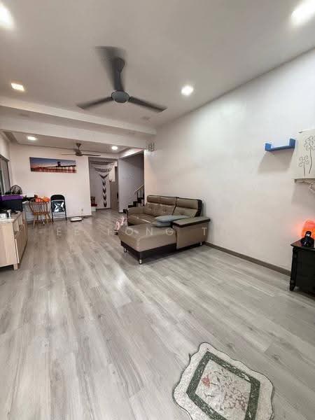 Semi-Detached House for Sale in Taman Megah Ria (Masai) - Ee Fong Toh - Living Room - PropertyGuru.com.my