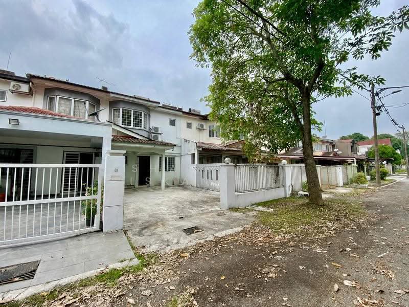 Rumah Teres 2-Tingkat untuk Dijual di TAMAN PUCHONG UTAMA (Puchong) - Shaziery Iskandar - Exterior - PropertyGuru.com.my