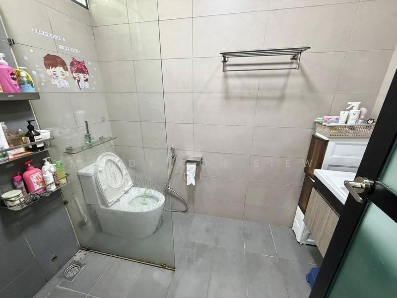 2-storey Terraced House for Sale in Bandar Seri Alam (Masai) - Mandy Goh Siew Li - Bathroom - PropertyGuru.com.my
