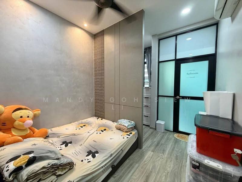 2-storey Terraced House for Sale in Bandar Seri Alam (Masai) - Mandy Goh Siew Li - Bedroom - PropertyGuru.com.my