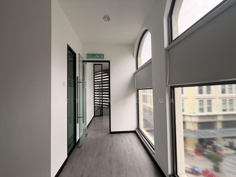 Kedai / Pejabat untuk Disewa di Desa Parkcity (Kuala Lumpur) - Crystal Chua - Corridor - PropertyGuru.com.my