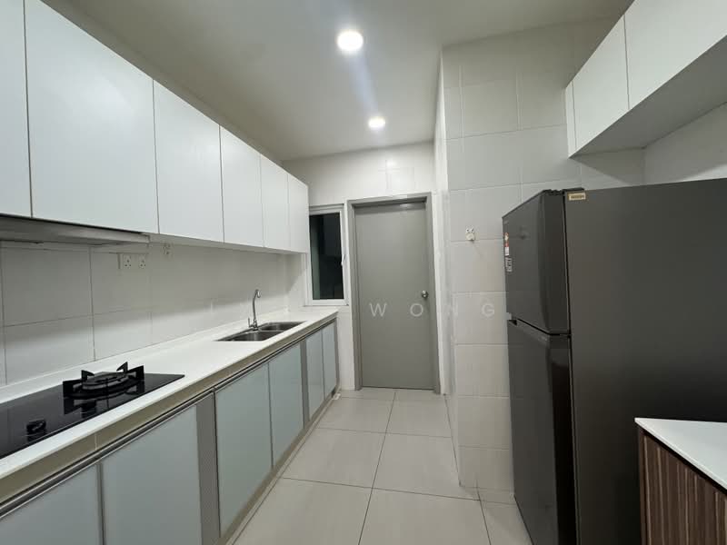 Kediaman Servis untuk Dijual di Seasons Amara Larkin - Lynn Wong - Kitchen - PropertyGuru.com.my