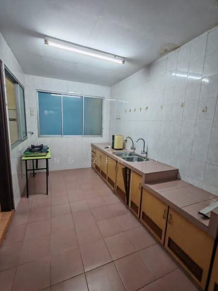 1-storey Terraced House for Sale in Mutiara Rini (Skudai) - NG ZEN XI - Kitchen - PropertyGuru.com.my