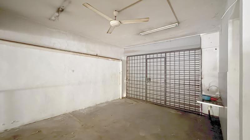 Warehouse for Sale in Bandar Bukit Puchong (Puchong) - Sandra Chu - Interior - PropertyGuru.com.my