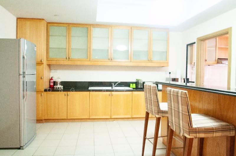 Service Residence for Sale at 3 Kia Peng - Ong Chee Yong - Kitchen - PropertyGuru.com.my