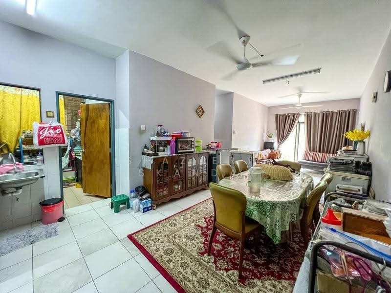 Kondominium untuk Dijual di KiPark Selayang - Shaziery Iskandar - Kitchen - PropertyGuru.com.my