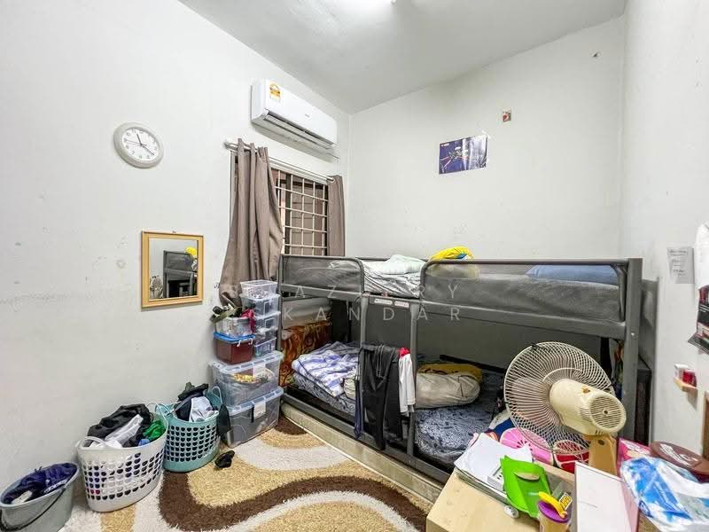 Kondominium untuk Dijual di KiPark Selayang - Shaziery Iskandar - Bedroom - PropertyGuru.com.my