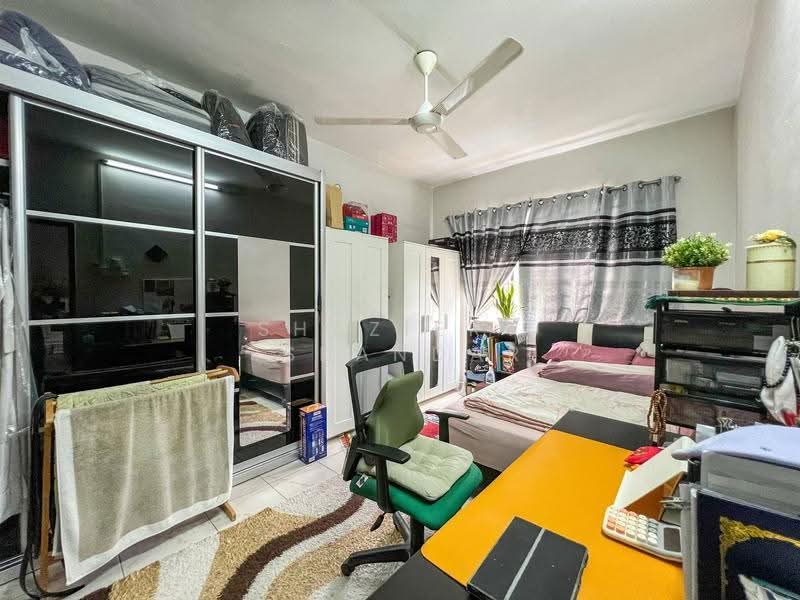 Kondominium untuk Dijual di KiPark Selayang - Shaziery Iskandar - Bedroom - PropertyGuru.com.my