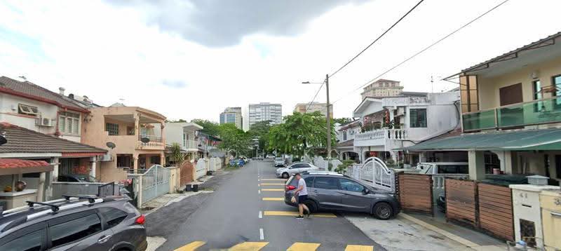 Rumah Teres 2-Tingkat untuk Dijual di Pandan Indah (Ampang) - Loh KC - Exterior - PropertyGuru.com.my