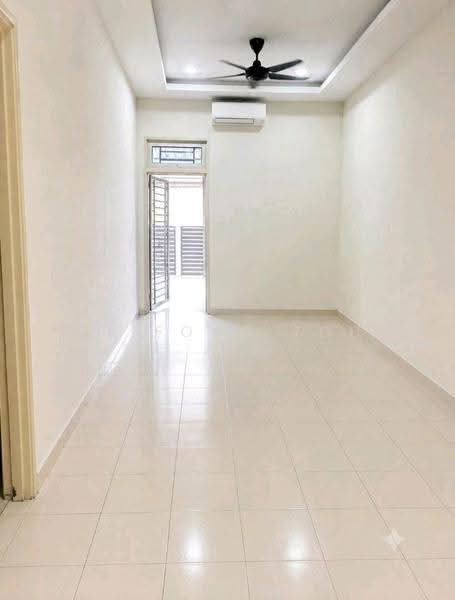 1-storey Terraced House for Sale in Mutiara Rini (Skudai) - Ee Fong Toh - Living Room - PropertyGuru.com.my