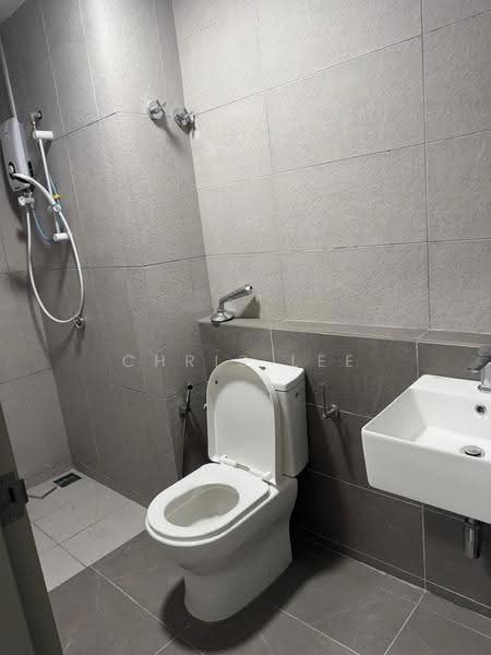 Condominium for Rent at Lakefront Residence - Chris Lee - Bathroom - PropertyGuru.com.my