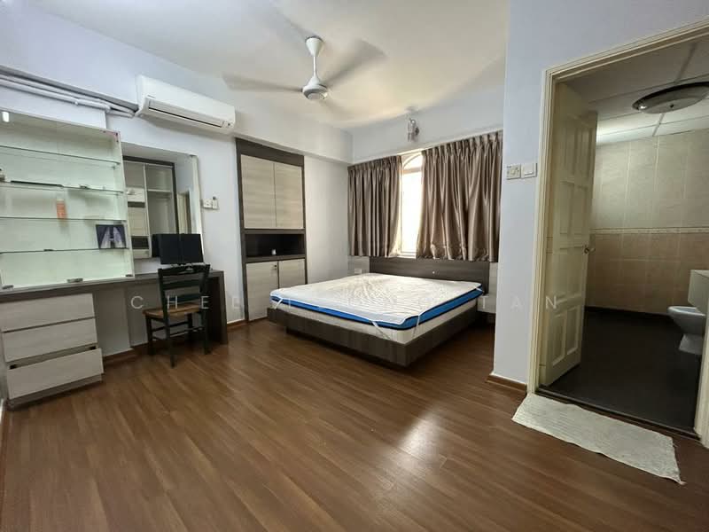 Kondominium untuk Disewa di Pantai HillPark 1 - Chee Leong Tan - Bedroom - PropertyGuru.com.my