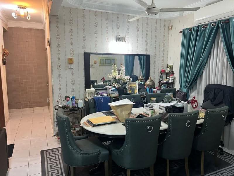Rumah Teres 2-Tingkat untuk Dijual di Kota Damansara (Selangor) - Razlan Hamzah - Dining Room - PropertyGuru.com.my