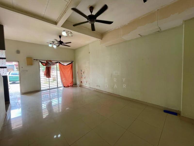 Rumah Teres 2.5-Tingkat untuk Dijual di Puchong (Selangor) - Shaziery Iskandar - PropertyGuru.com.my