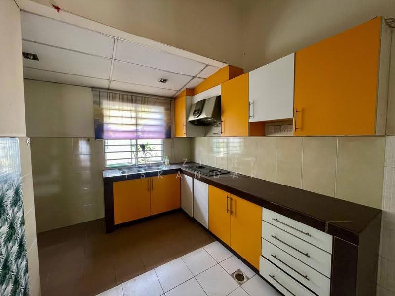 Rumah Teres 2.5-Tingkat untuk Dijual di Puchong (Selangor) - Shaziery Iskandar - PropertyGuru.com.my