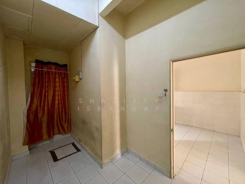 Rumah Teres 2.5-Tingkat untuk Dijual di Puchong (Selangor) - Shaziery Iskandar - PropertyGuru.com.my