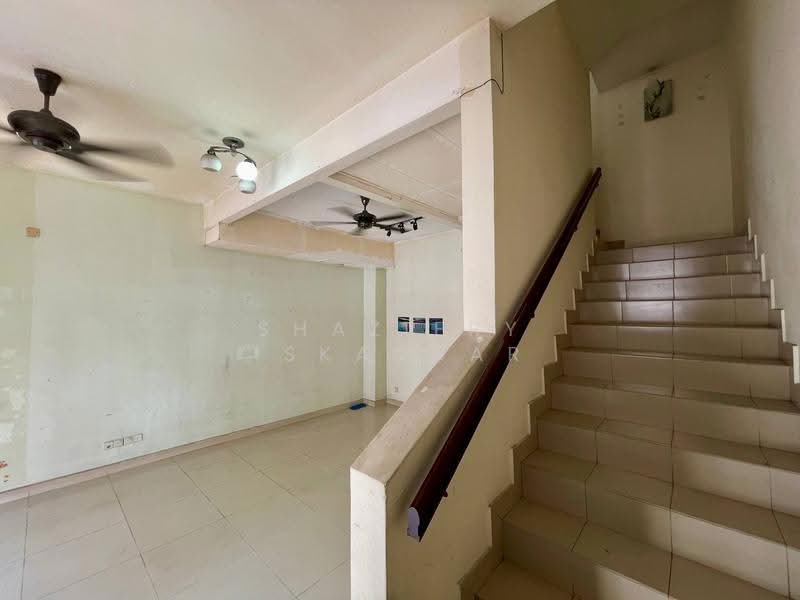 Rumah Teres 2.5-Tingkat untuk Dijual di Puchong (Selangor) - Shaziery Iskandar - PropertyGuru.com.my