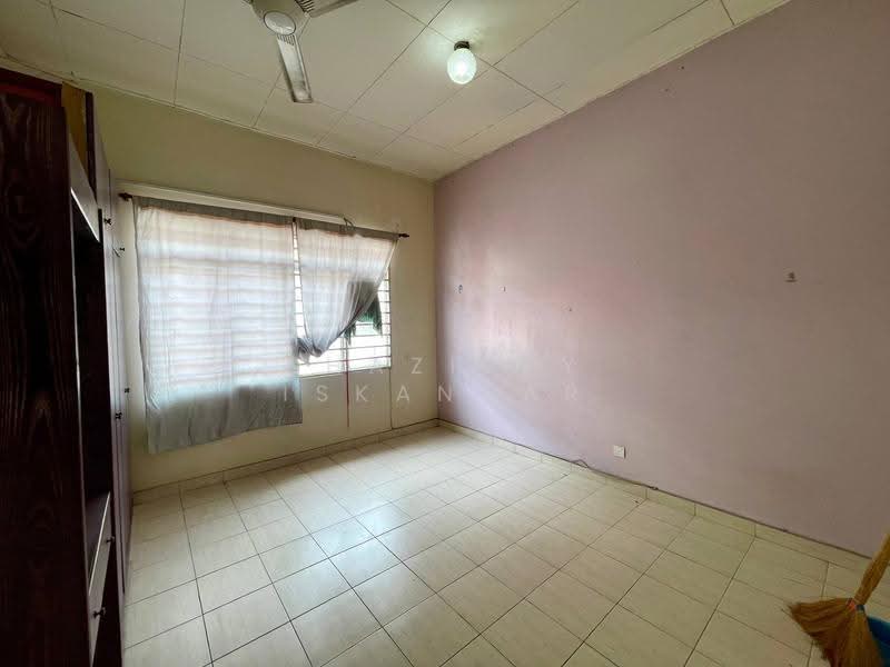 Rumah Teres 2.5-Tingkat untuk Dijual di Puchong (Selangor) - Shaziery Iskandar - PropertyGuru.com.my
