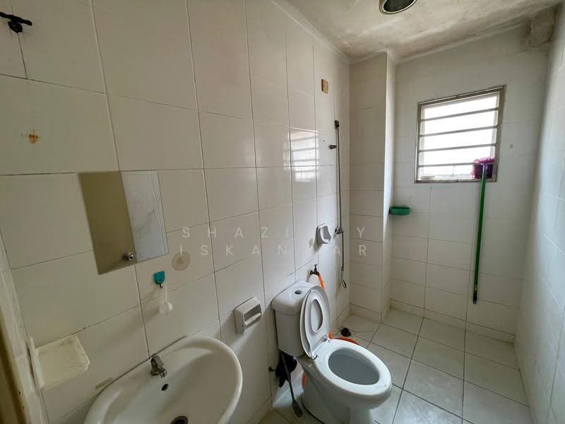 Rumah Teres 2.5-Tingkat untuk Dijual di Puchong (Selangor) - Shaziery Iskandar - PropertyGuru.com.my