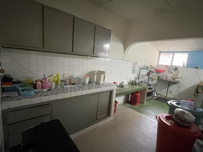 1-storey Terraced House for Sale in Kelana Jaya (Petaling Jaya) - Kelvin Lim - Kitchen - PropertyGuru.com.my