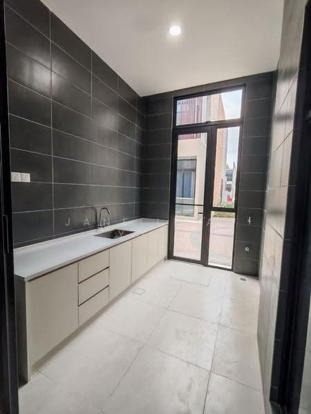 Rumah Teres 2-Tingkat untuk Dijual di Puteri Harbour (Iskandar Puteri (Nusajaya)) - Janelle Aw Yong - Kitchen - PropertyGuru.com.my