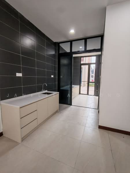 Rumah Teres 2-Tingkat untuk Dijual di Puteri Harbour (Iskandar Puteri (Nusajaya)) - Janelle Aw Yong - Kitchen - PropertyGuru.com.my