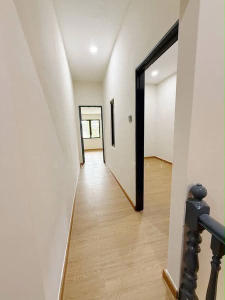 Rumah Teres 2-Tingkat untuk Dijual di Taman Sentosa (Johor Bahru) - Seven Tay - Corridor - PropertyGuru.com.my