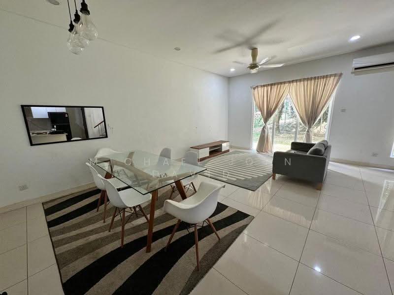 Townhouse for Rent in Ulu Kelang (Selangor) - Michael John David - Living Room - PropertyGuru.com.my