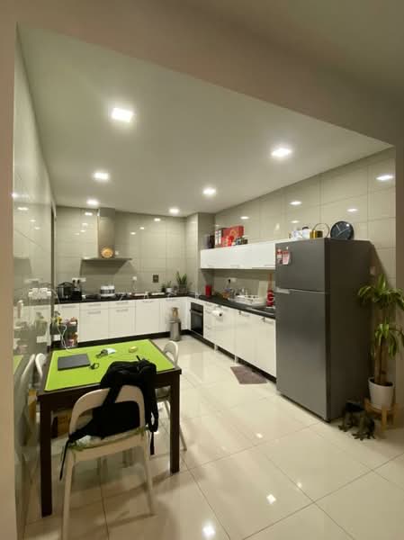 Service Residence for Sale at Uptown Residences - Zack Ng - Kitchen - PropertyGuru.com.my