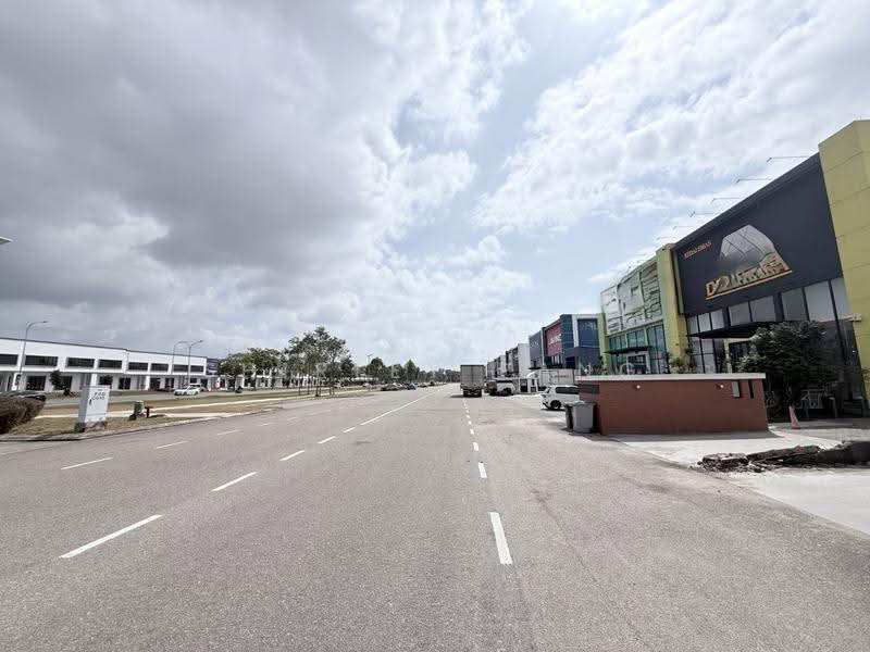 Kilang Berkembar untuk Dijual di Pasir Gudang (Johor) - Shirley Pang - Exterior - PropertyGuru.com.my
