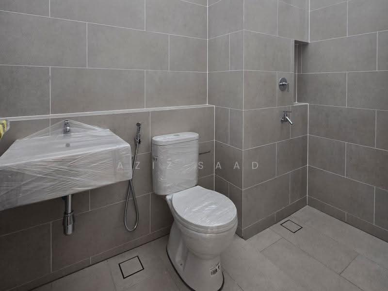 2-storey Terraced House for Sale in Elmina (Shah Alam) - Aziz Saad - Bathroom - PropertyGuru.com.my