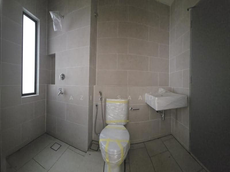 2-storey Terraced House for Sale in Elmina (Shah Alam) - Aziz Saad - Bathroom - PropertyGuru.com.my