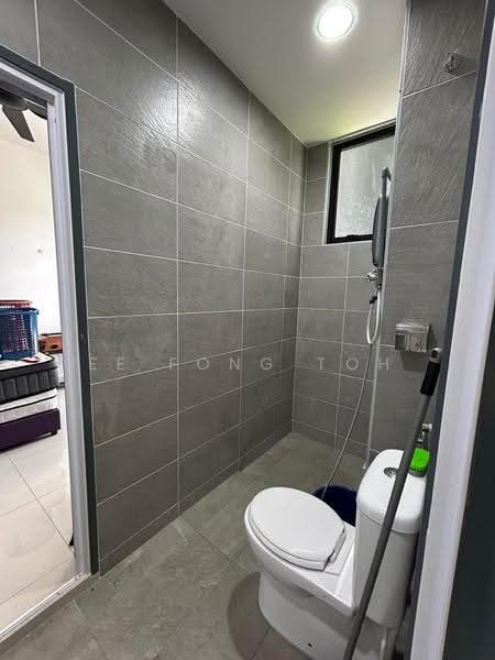 Cluster House for Sale in Bandar Pulai Jaya (Kulai) - Ee Fong Toh - Bathroom - PropertyGuru.com.my